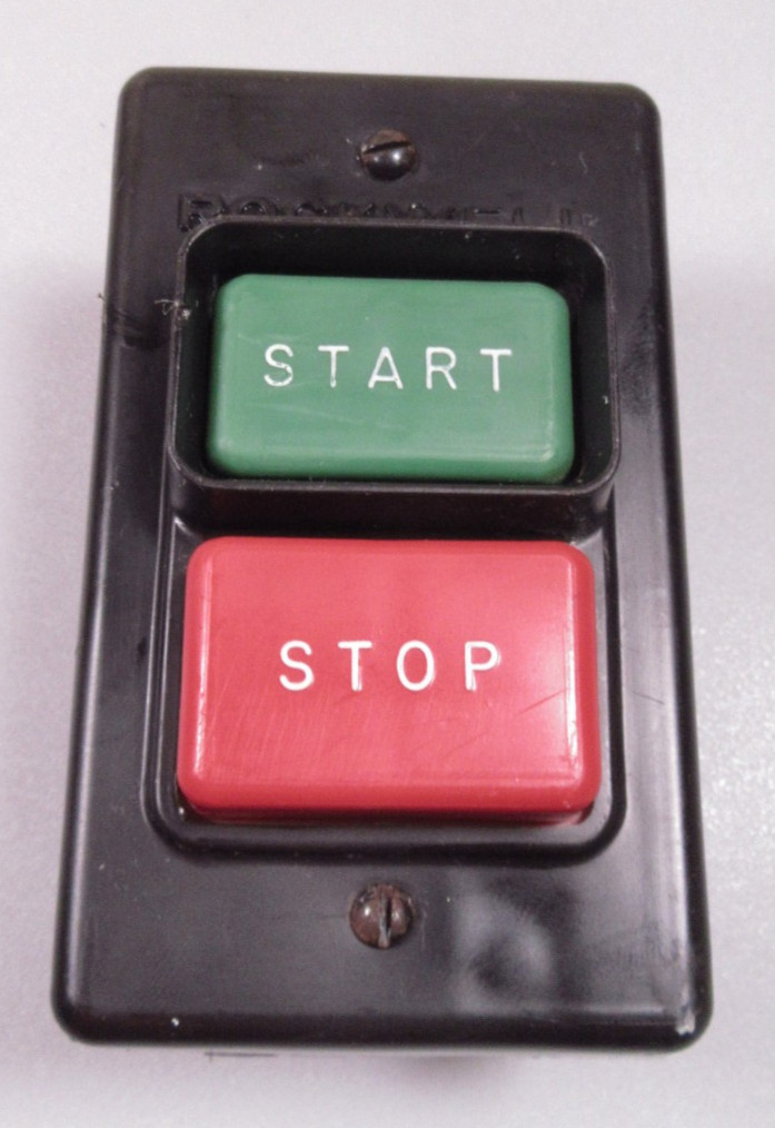 Furnas Push Button Assembly 12BA21T Motor Starter Start/Stop Switch Rockwell