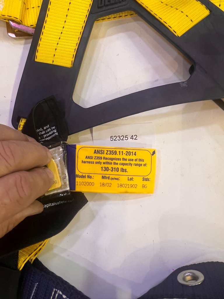 3M DBI Sala Delta Vest-Style Full Body Harness 1102000