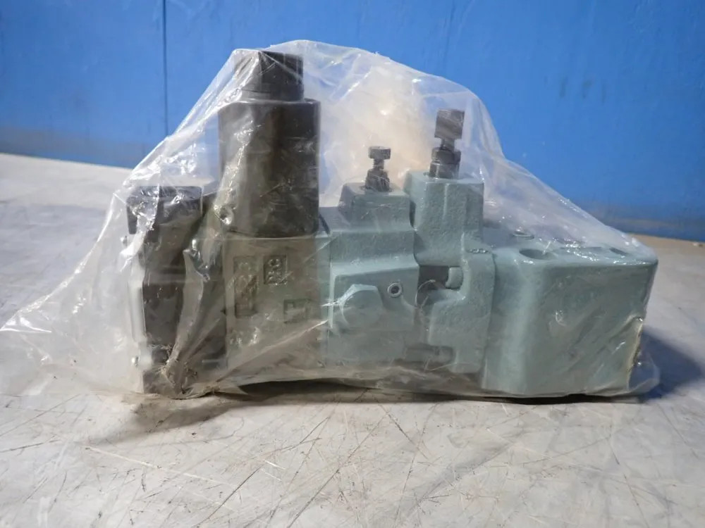 NACHI RSS-G03-3-FG-D2-15 RELIEF VALVE 08250050285