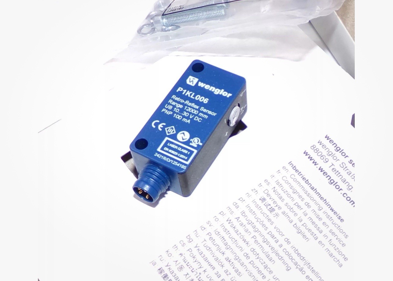 Wenglor 10-30VDC Retro-Reflex Sensor P1KL006. NEW! FREE SHIPPING! G7