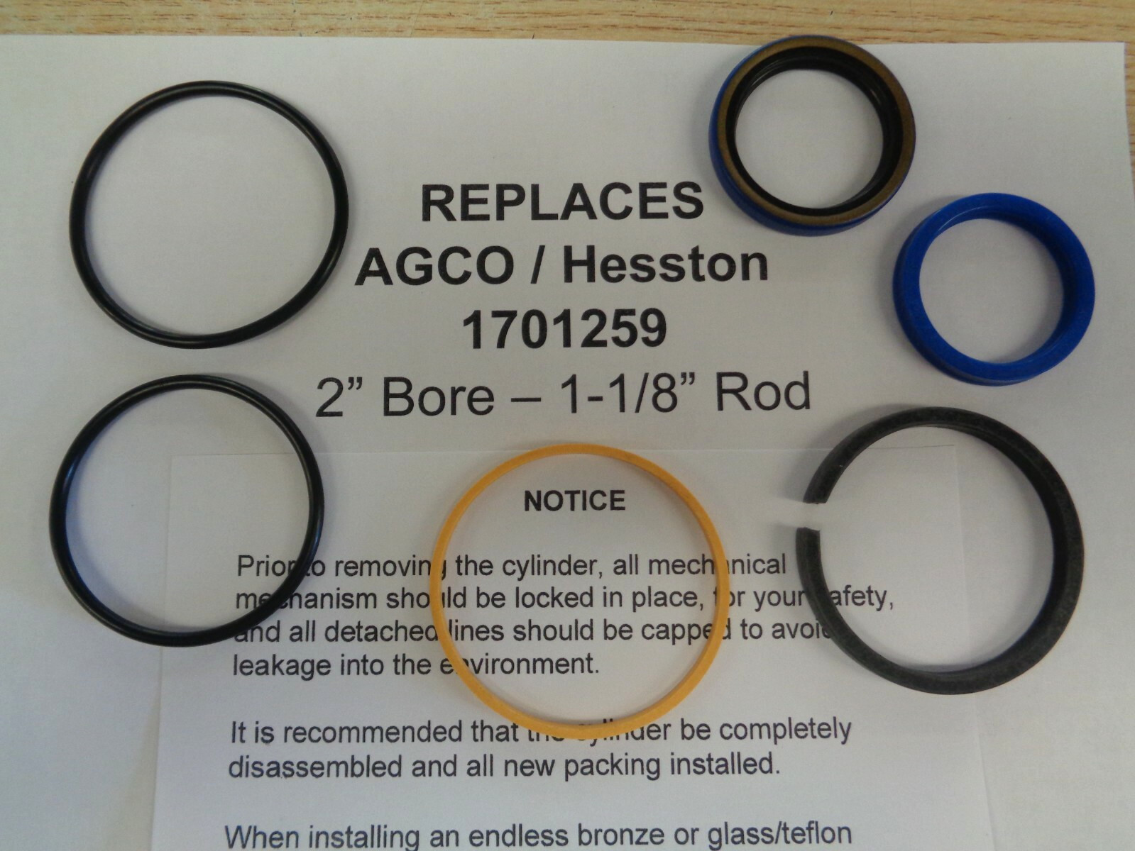 Replaces 1701259 Hesston / Agco Seal Kit