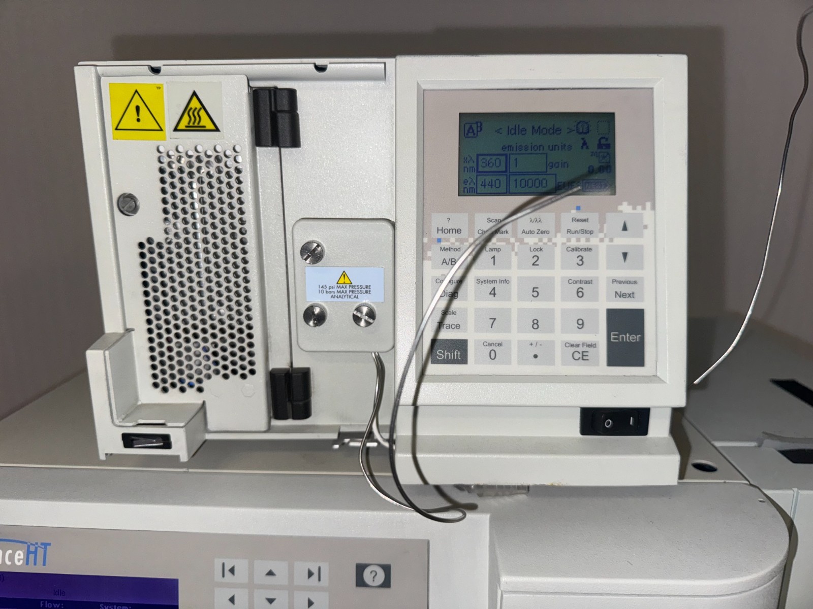 Waters e2795 SHC Separations Module 2475 Detector HPLC System #17596