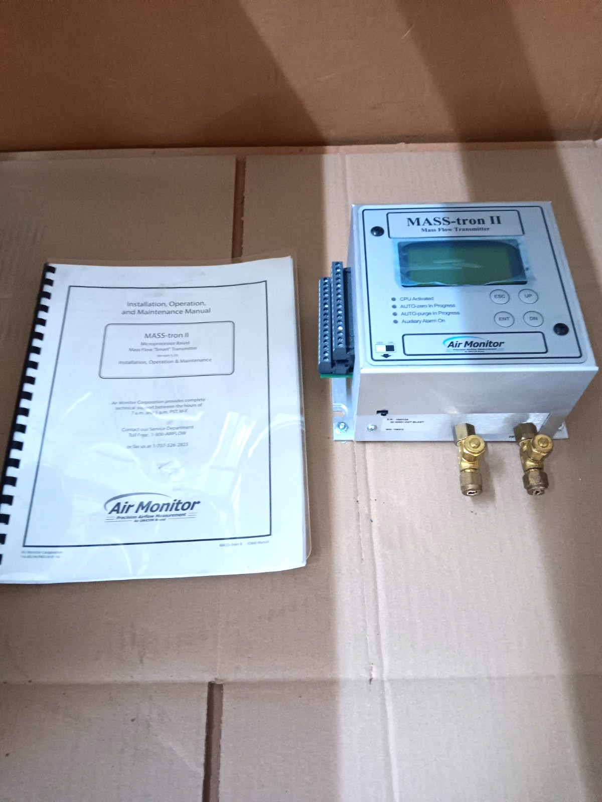 AIR MONITOR CORP MASS-TRON-II Mass Flow Transmitter 24 VAC/DC