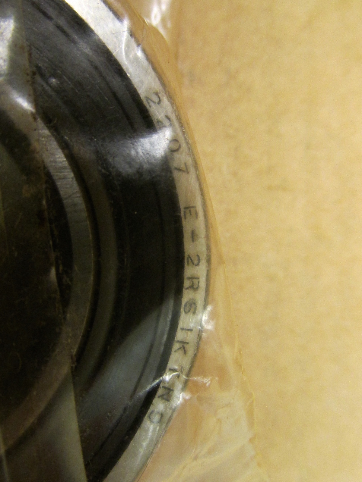 SKF 2207-E2RS1KTN9 Self Aligning Bearing 35x72x23mm 2207 E K 2RS1 2207K RS