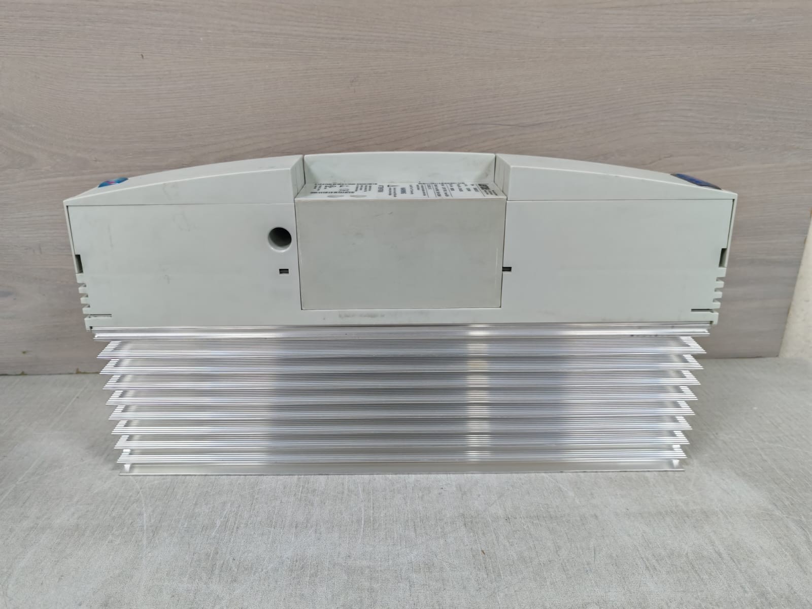 LENZE EMB9352-E SERIES BRAKE UNIT 765V