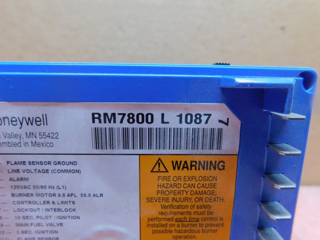 Honeywell RM7890 B 1014 — Burner Control Module