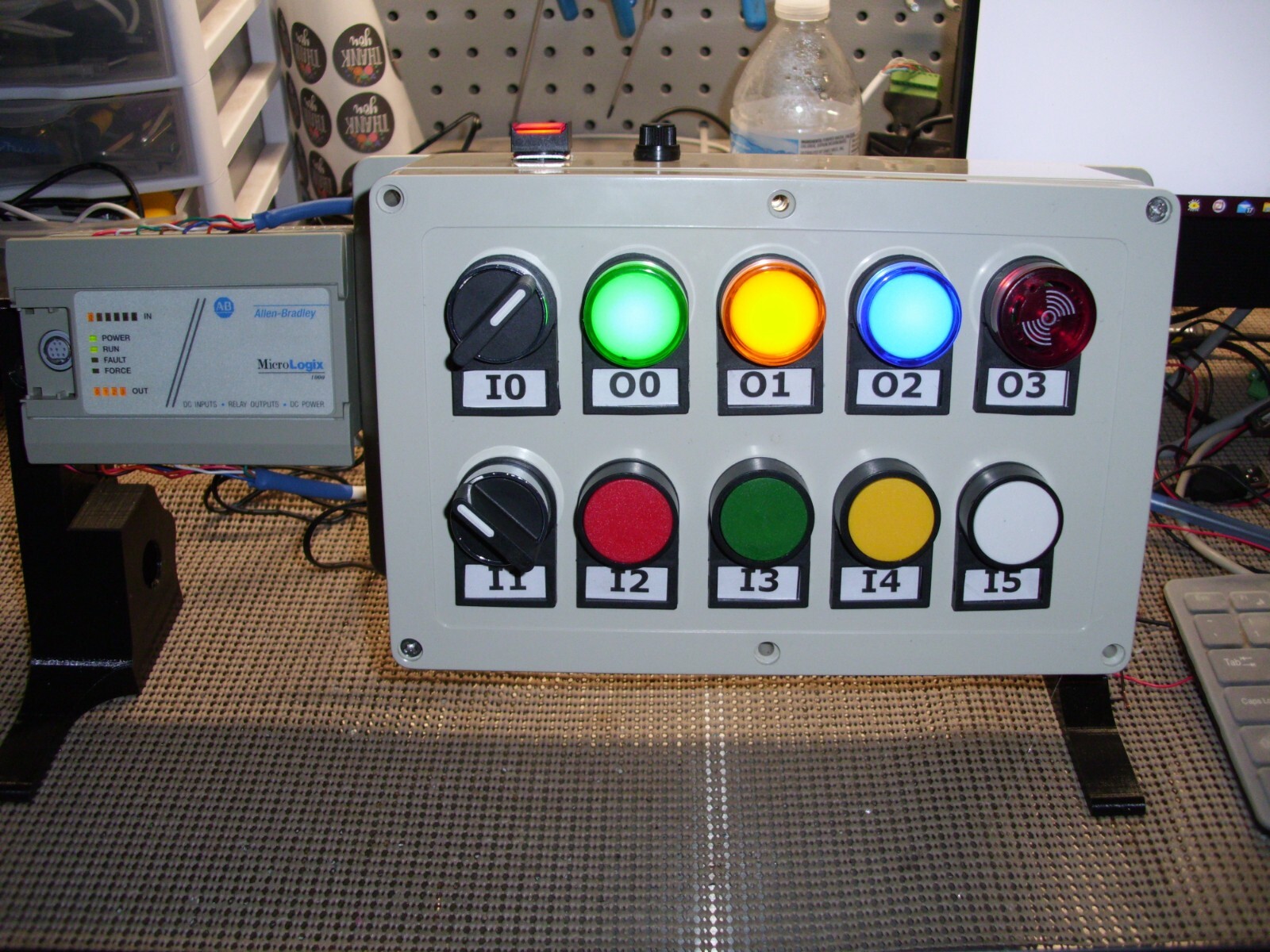PLC TRAINER Allen-Bradley MicroLogix 1000 1761-L10BWB with usb cable