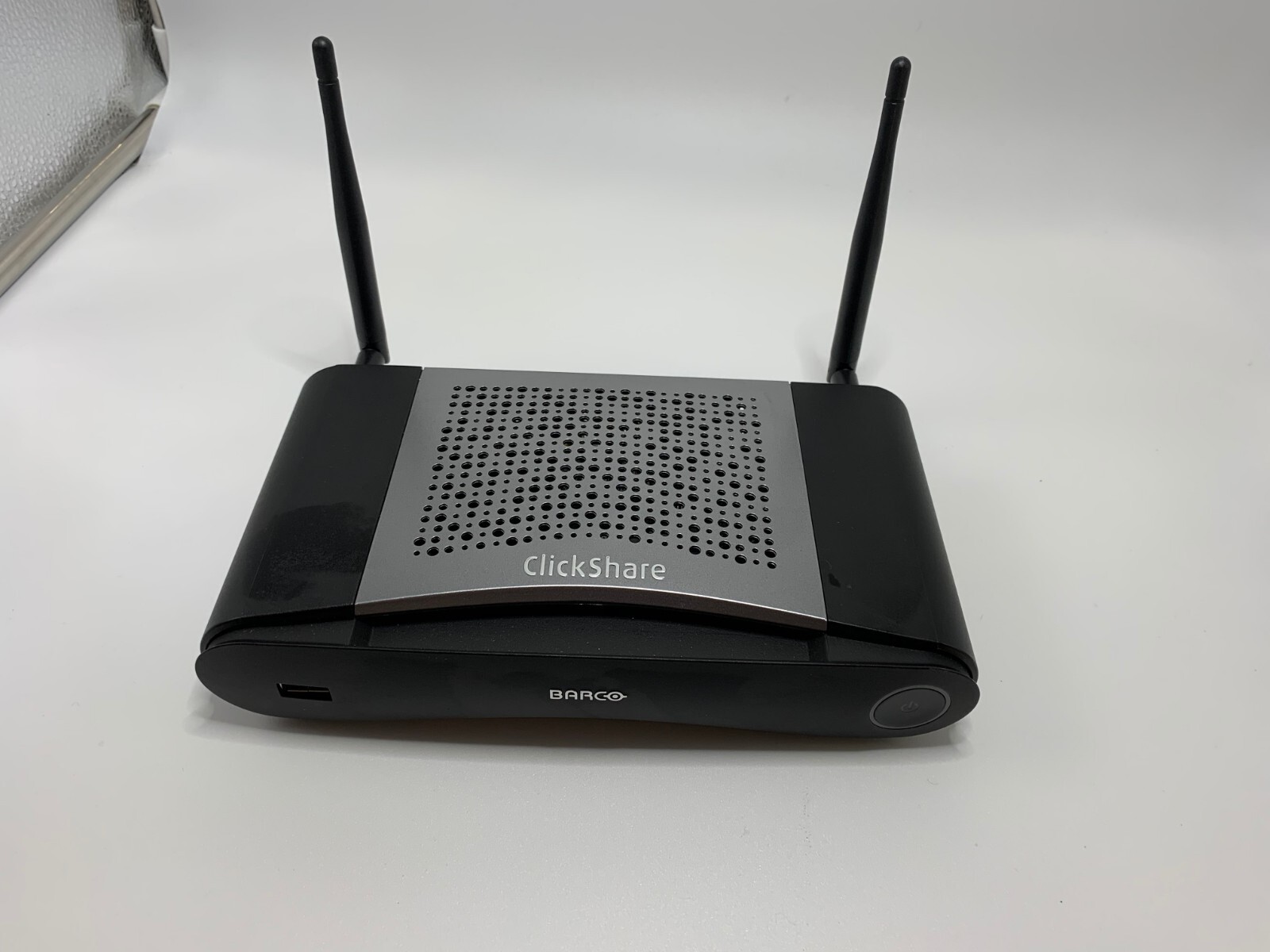 Barco Clickshare CSE-200 R9861520 Wireless Presentation System (base only)