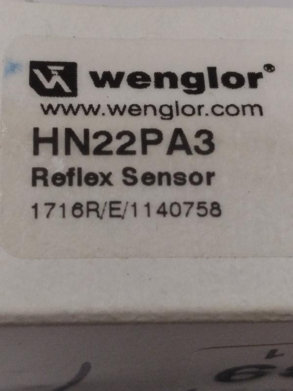 NEW Wenglor HN22PA3 Sensor with Background Suppresion 10-30 Volt