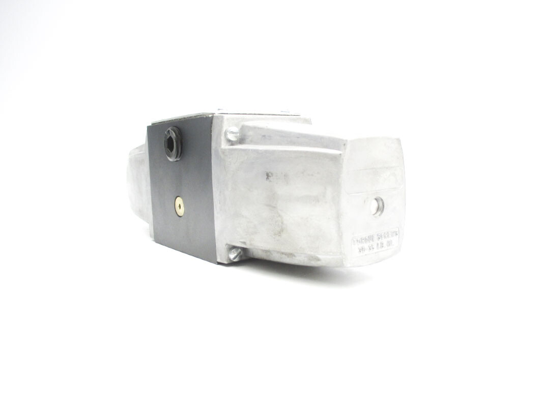 VICKERS DG4S4016C50 297245 115V .61A NSNP