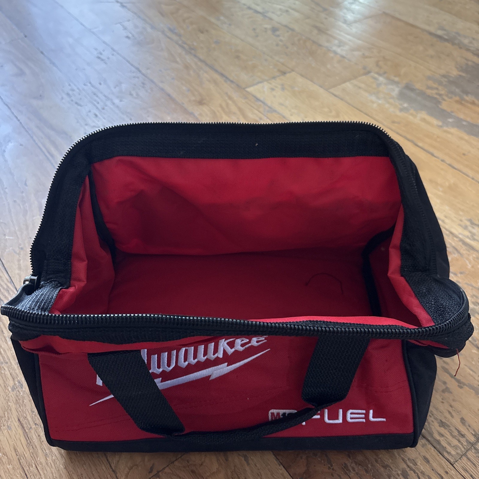 Milwaukee 2807-20 M18 Fuel Hole Hawg Cordless Right Angle Drill