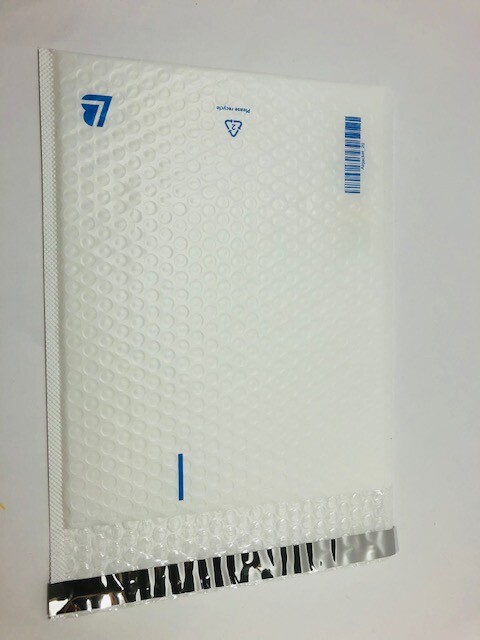 eBay Branded Shipping Supplies Padded Airjacket Bubble Envelopes 8.5″x 11.25″
