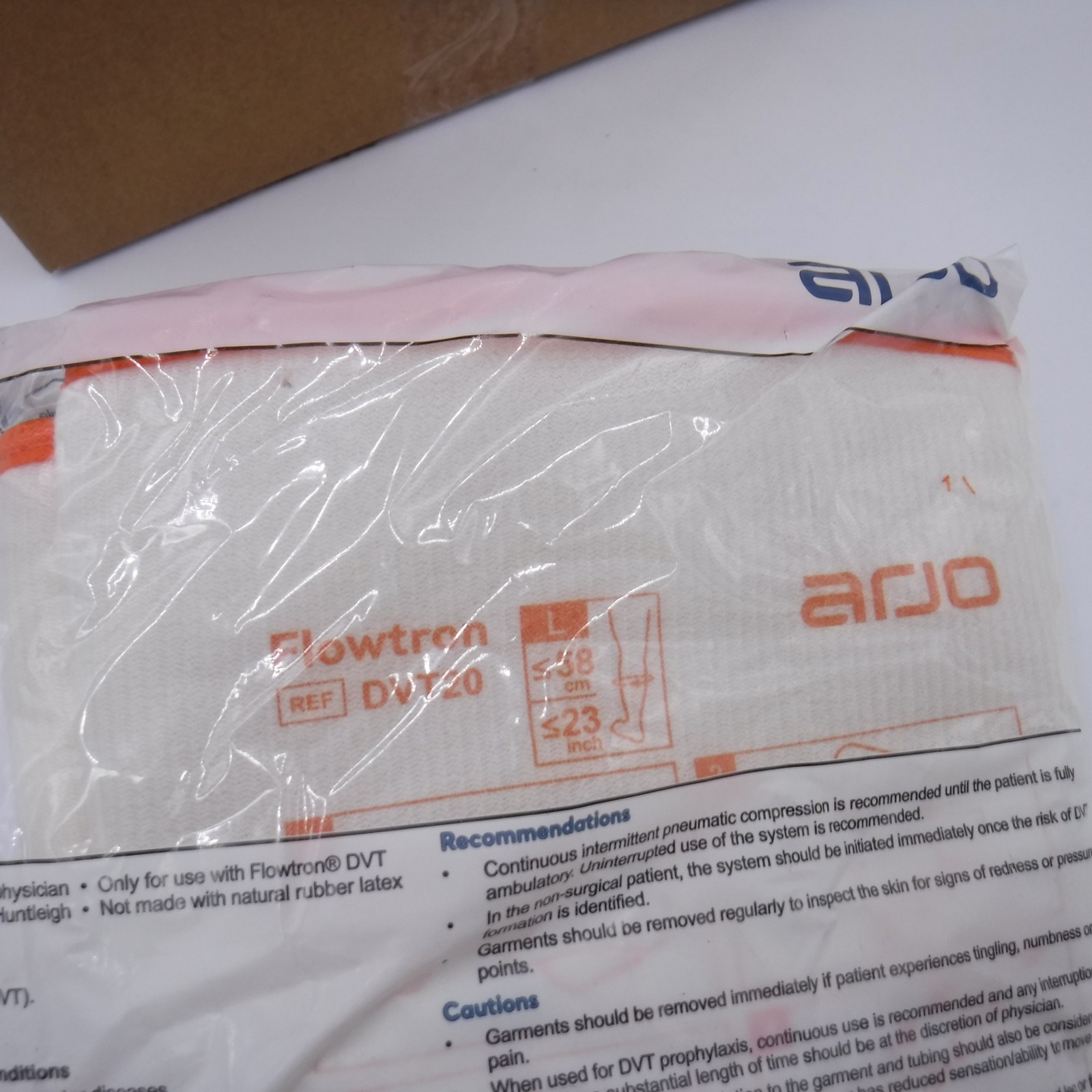 Pair ArJo Flowtron DVT-20 Compression Calf Therapy Garment Large 23″ Circ