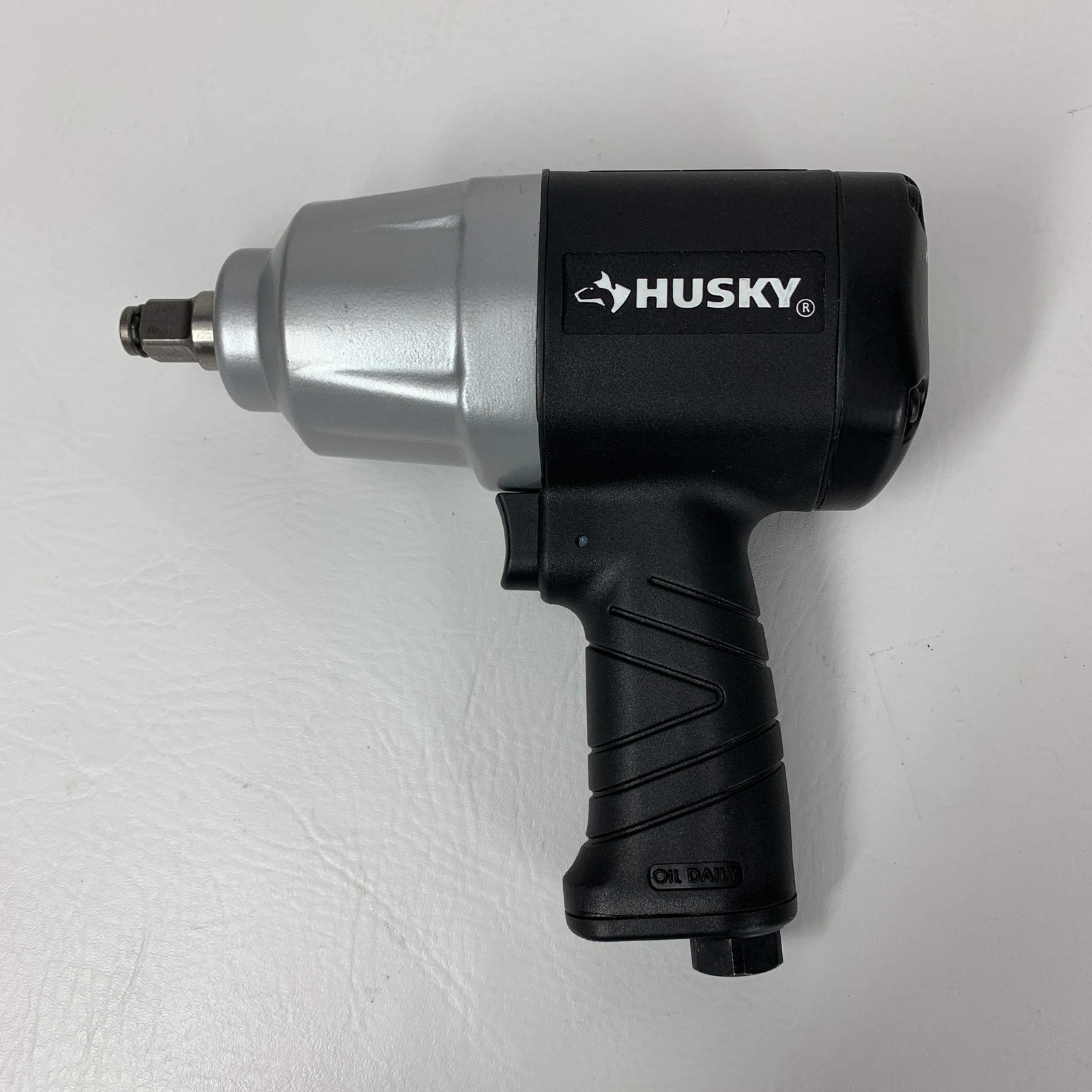 Husky H4455 90 PSI Max 1/2″ Impact Wrench Twin Hammer