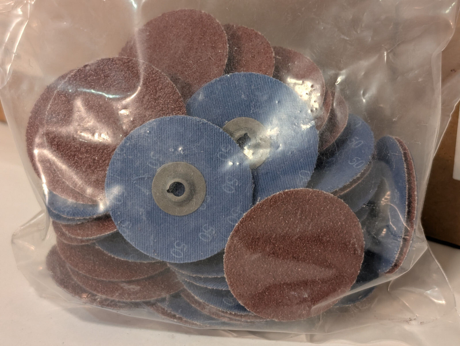 Surf Pro SP11QCT20050A Quick Change Discs, 2″ Turn-On, Aluminum Oxide, 50 Ct Box