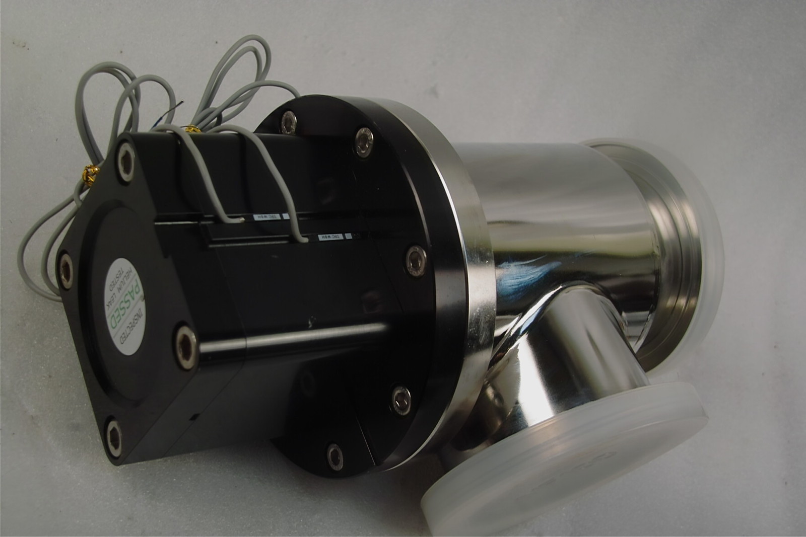 NEW iSAN CORPORATION VALVE HELIUM LEAK TESTED MF100 TPC W8H FREE SHIP