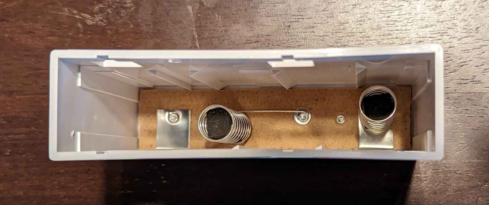 White’s 4.8 volt Battery Holder