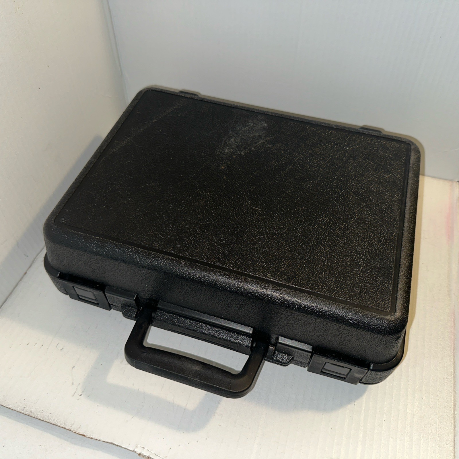 Johnson Controls Commissioning Tool m9000-200 w/case,strap,manual & connectors