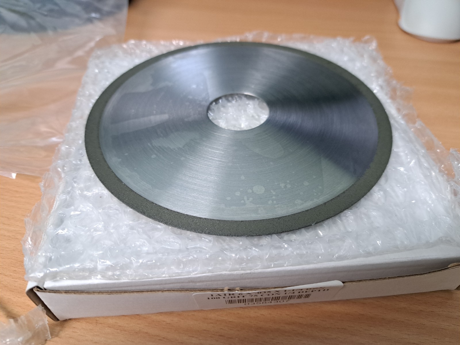 MSC Brand CBN Cutoff Wheel 6″ Dia, 0.035″ Thick, 1 1/4″ Hole, 100 Grit
