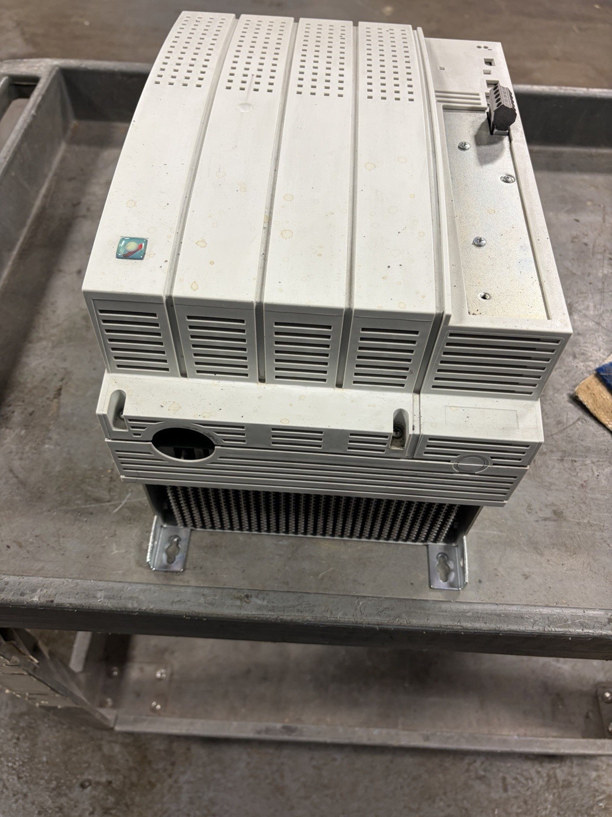 Lenze EMB9343-E Frequency Inverter Regenerativ Power Supply 480V 3Ph 25.9kW USED