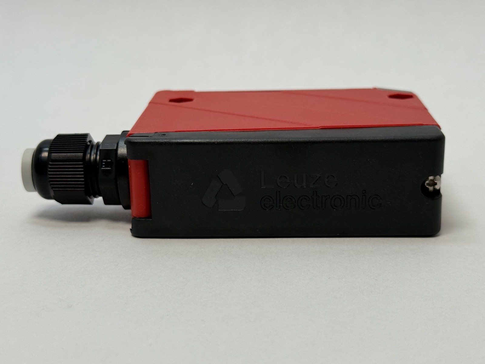 Leuze PRK-96K/P-1360-21 Photoelectric Retro-Reflective Sensor PRK96K/P136021