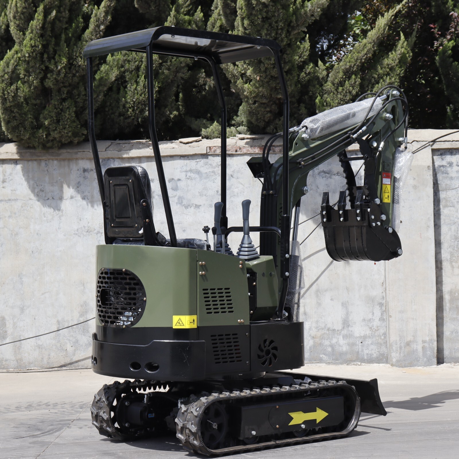 Free Ship Mini Excavator 1 Ton Digger 13.5hp Gas Tracked Crawler B&S EPA Engine