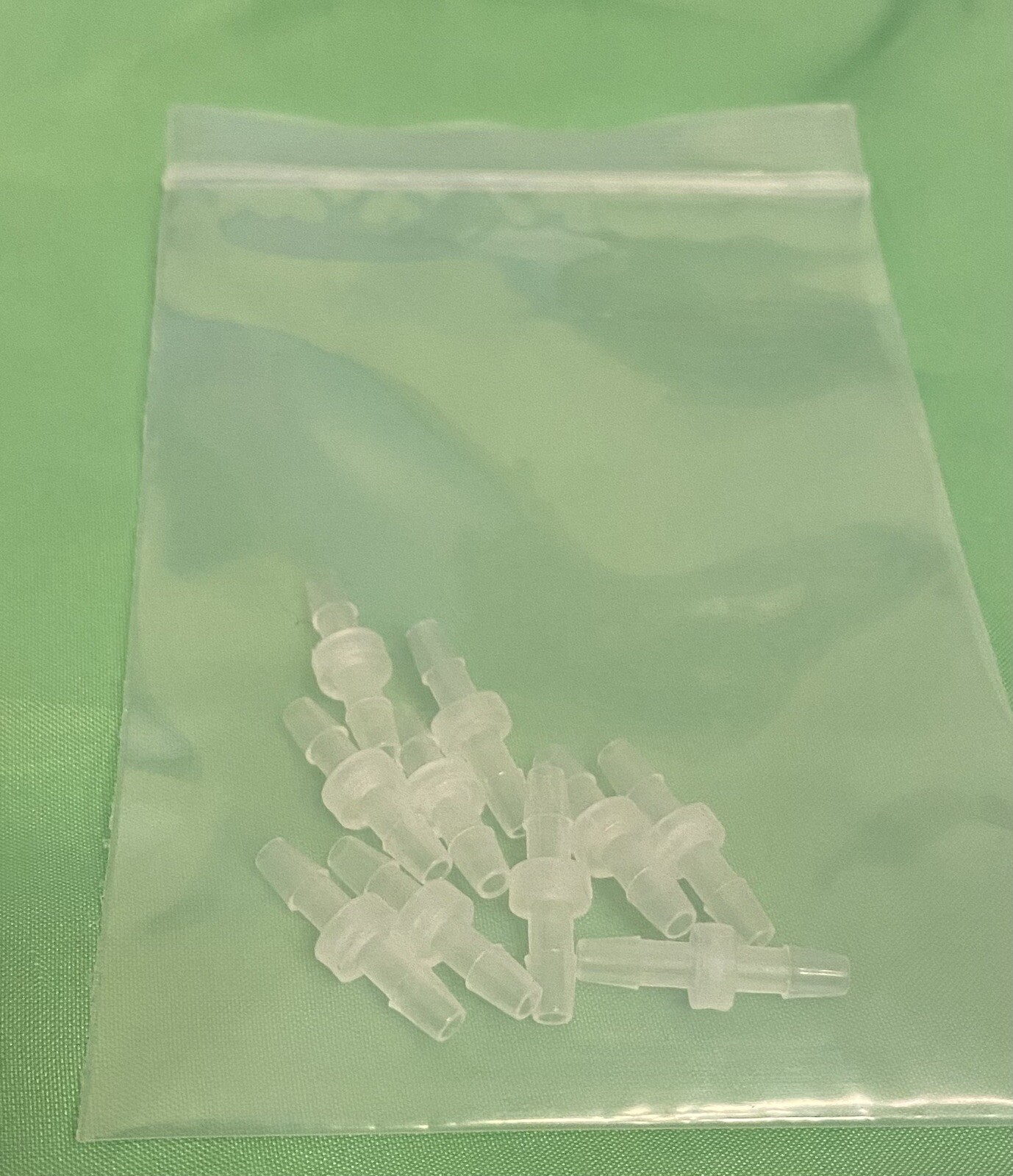 Tubing to Tubing Connectors 1/8″ to 1/8″ 10 PCS/Pack