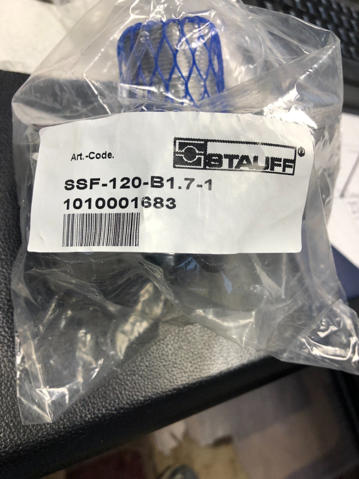 SSF-120-B1.7-1 : Stauff SSF Spin-On Filter Head, 60 GPM, 174psi, 1.25″ NPT, with