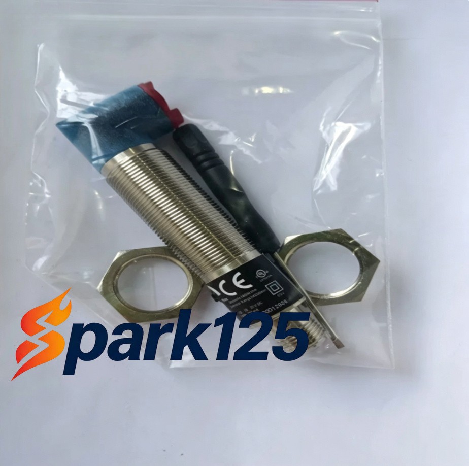 1PCS NEW FOR Wenglor XW100PA3 Diffuse Reflection Sensor