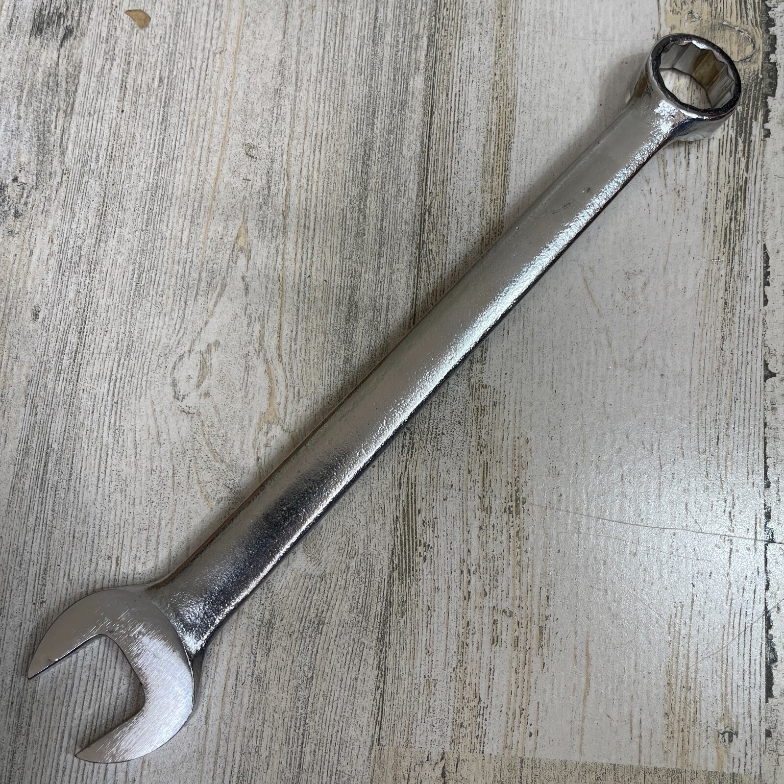 Gray Canada 21MM Combination Open and 12 Pt Box End Wrench MEB21