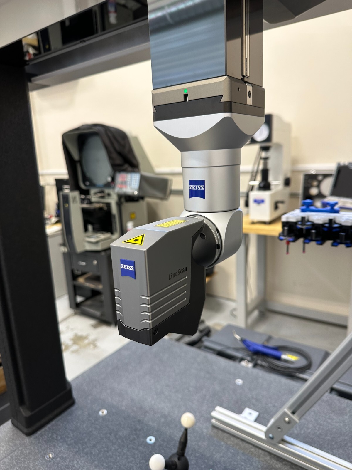 Zeiss XXT – Vast XT Calypso Programming / Hexagon PC DIMS / Mitutoyo MCOSMOS