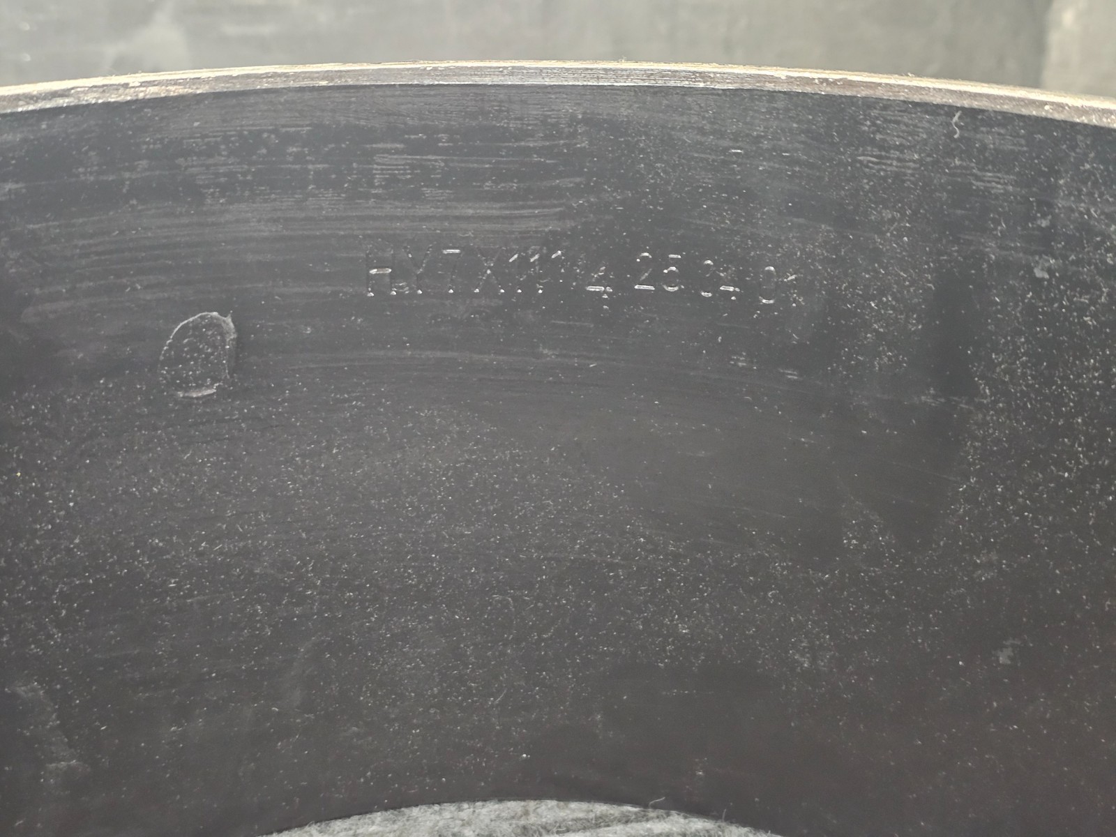 (QTY 2) Globe Star Smooth Press On Forklift Tire 16-1/4x7x11-1/4 (413/178-286)