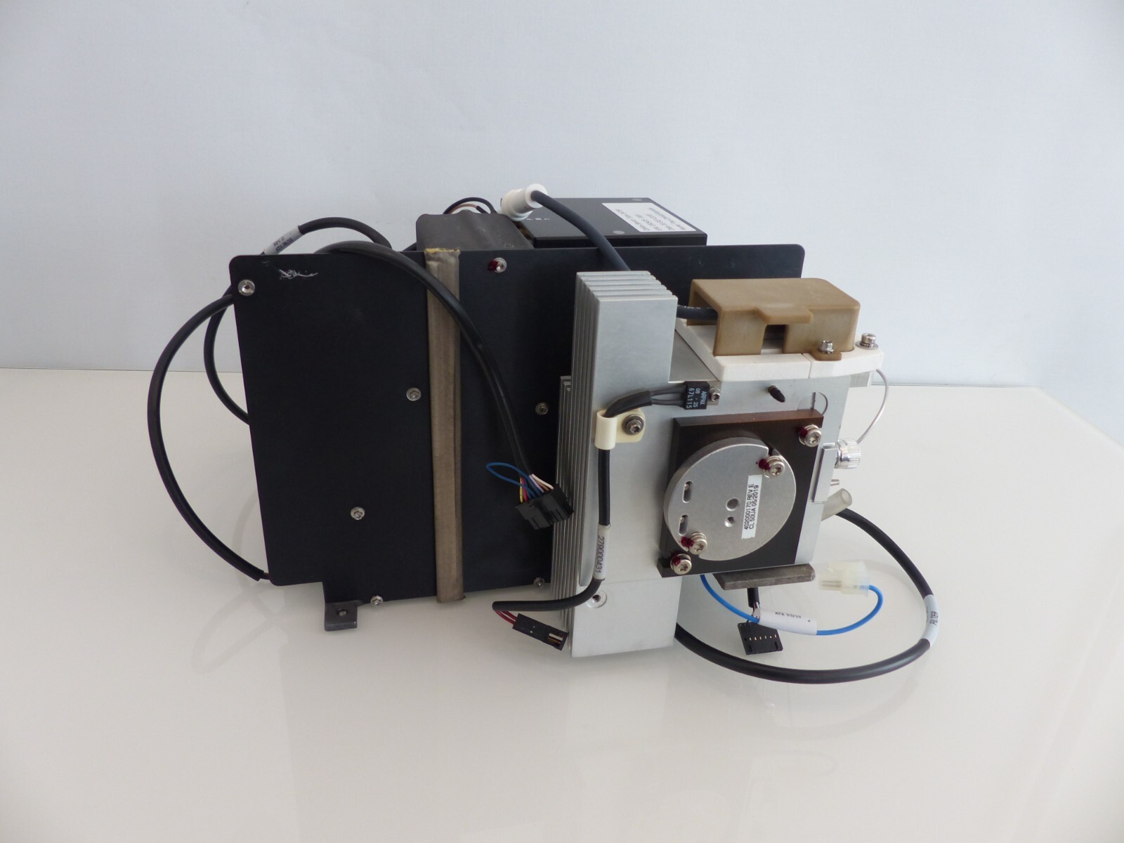 Waters Quality Parts ASSY, OPTICS BENCH, FLUOR. 700002035 2475P #H