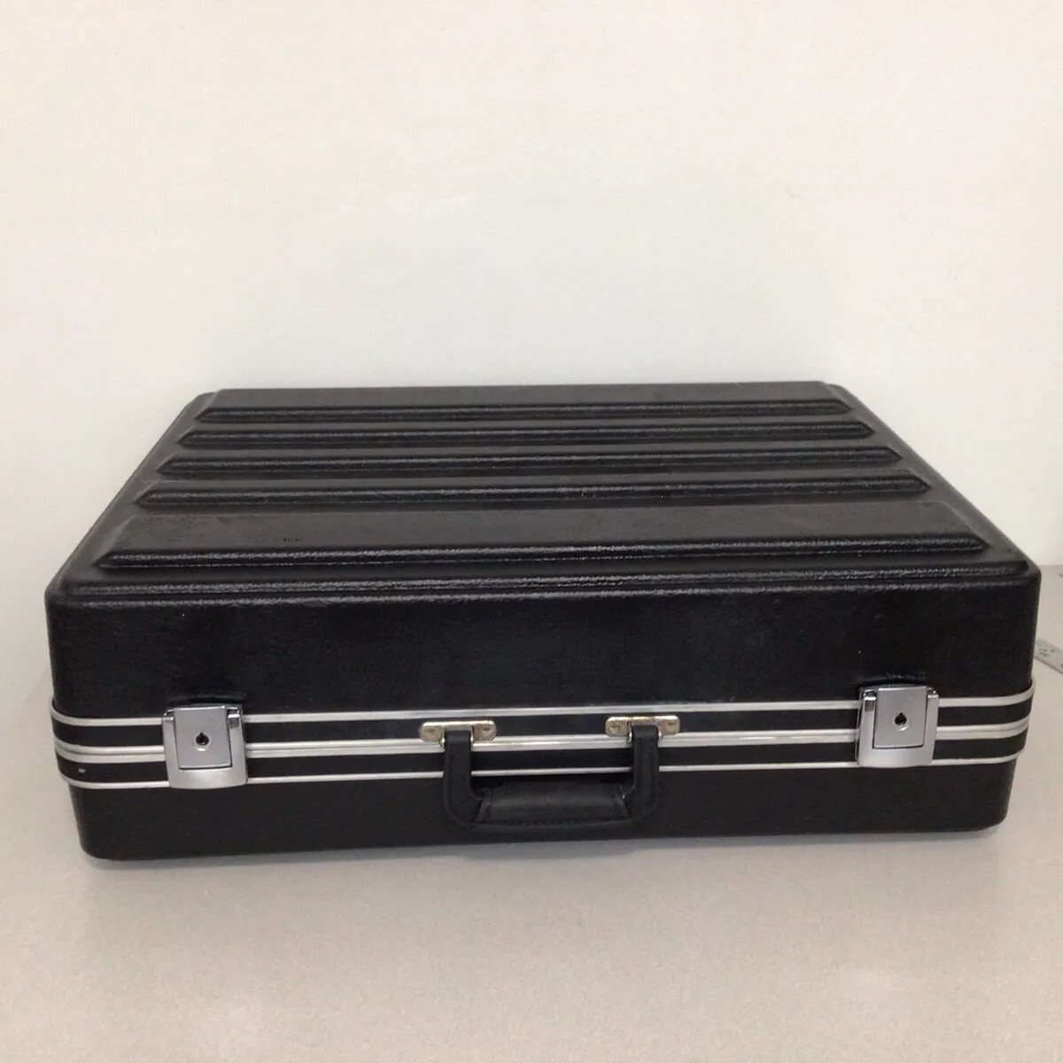 PLATT USA HARDSHELL CASE Large – Interior 24 X 18X 8 Vintage