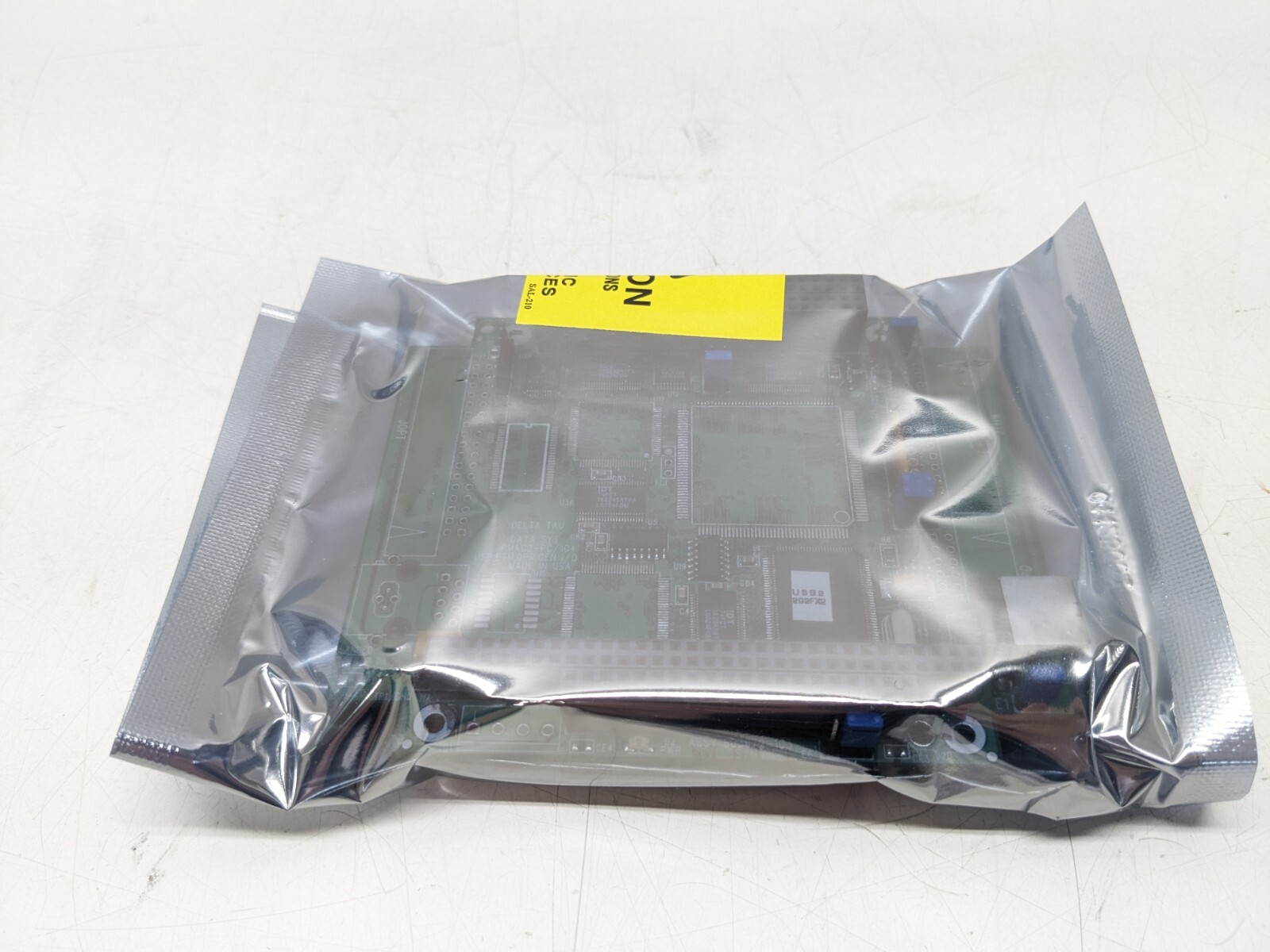 Delta Tau PMAC2-PC/104 Axis Motion Controller