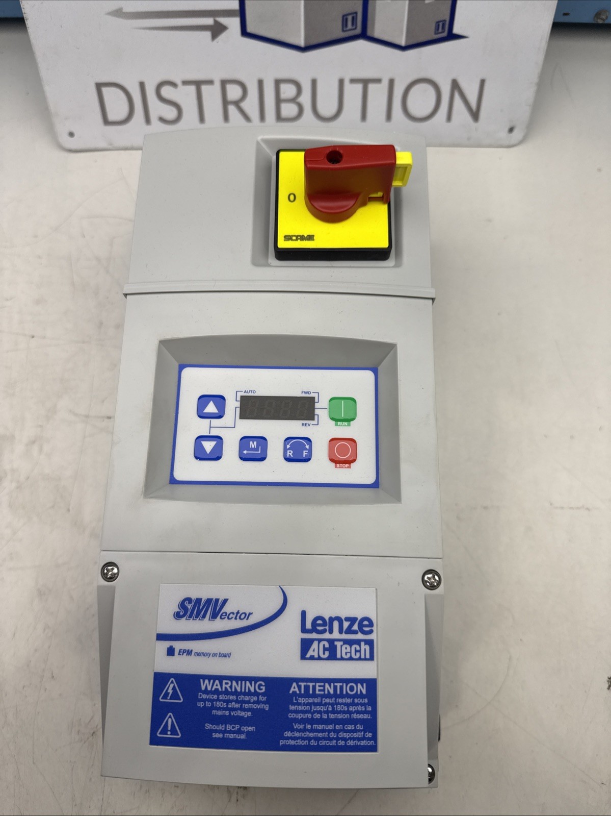 LENZE AC TECH FREQUENCY DRIVE ESV751N04TMC HP1 400/480V