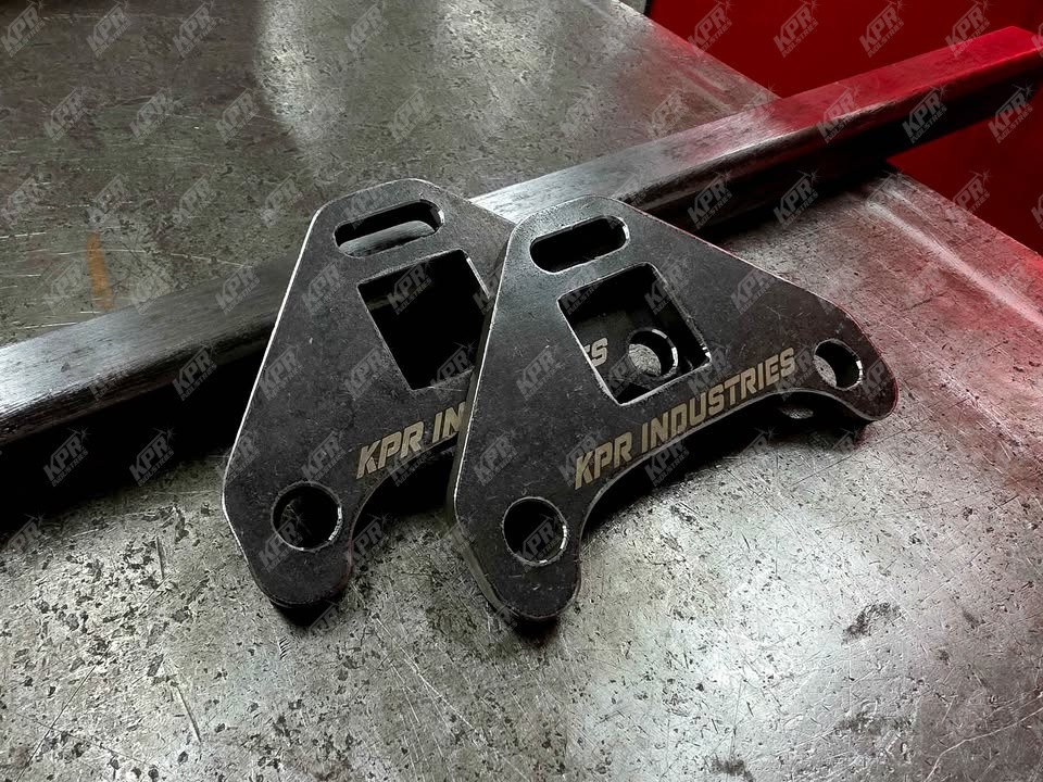 China Mini Excavator Drive Motor Reinforcement Brackets With Tie Down Slot