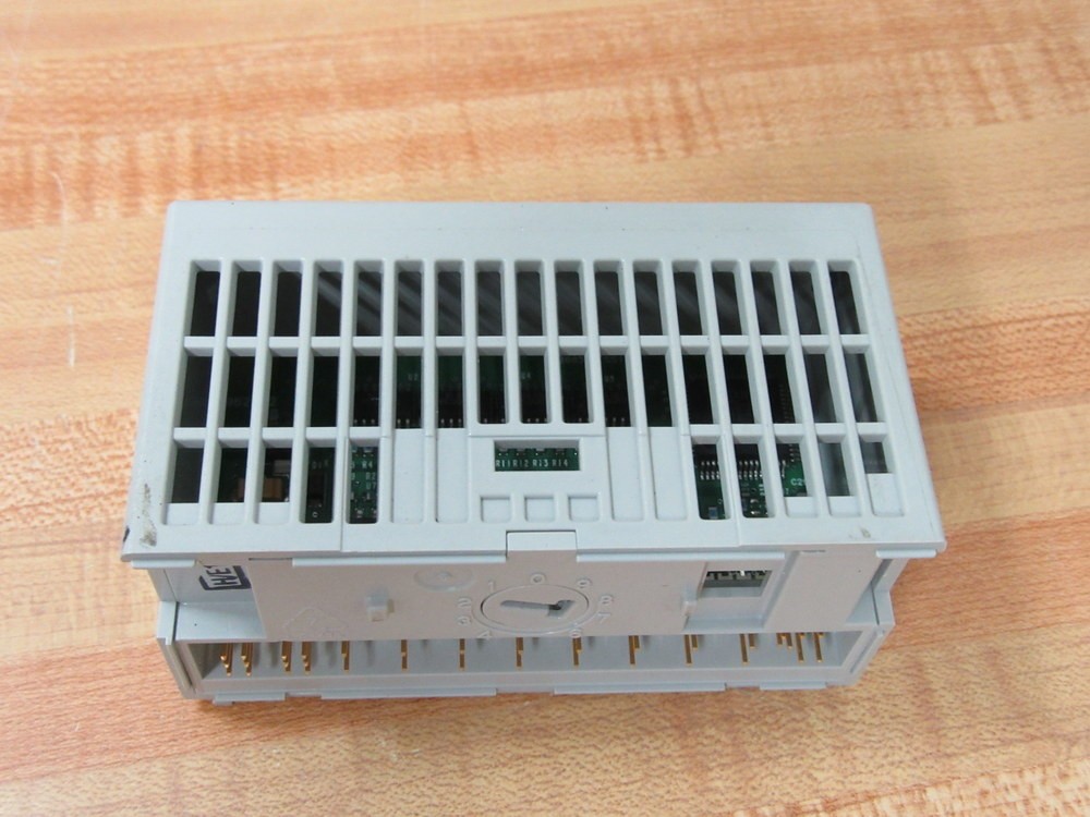 Allen Bradley 1794-OB16P I/O Output Module 96268276, Ser.A, Rev B01 (Pack of 6)