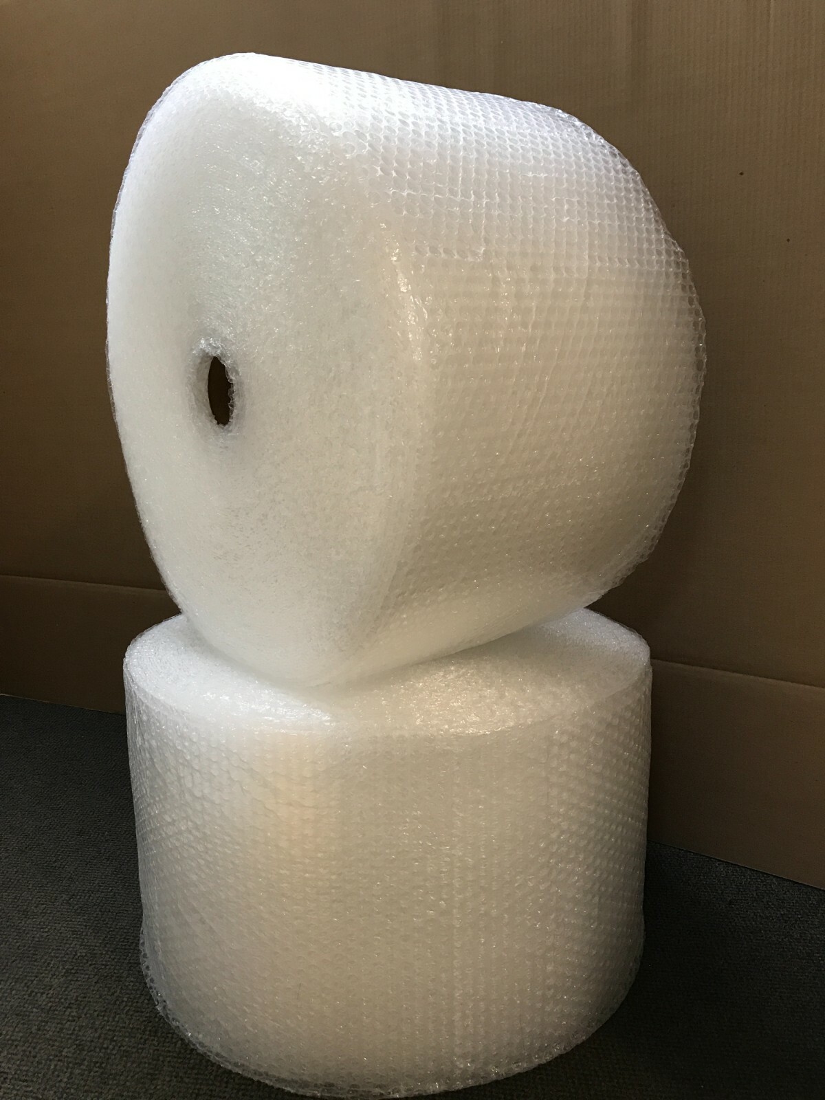 Fan3/16″ Small Bubble Cushioning Wrap Padding Roll 700’x 12″ Wide Perf 12″ 700FT