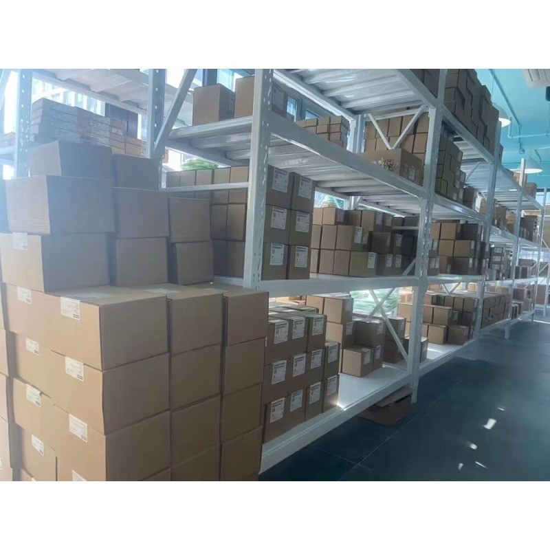 L8124E1016 HONEYWELL L8124E1016 New in Box Expedited Shipping HT
