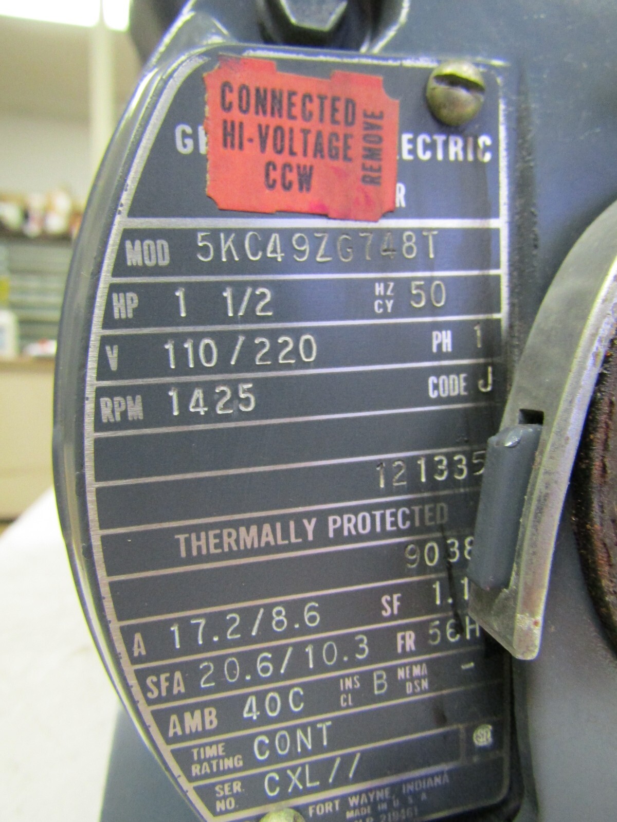 👀 NEW GE GENERAL ELECTRIC 1-1/2 HP AC MOTOR 1425 RPM 220V 56H FR 1Ø 5KC49ZG748T