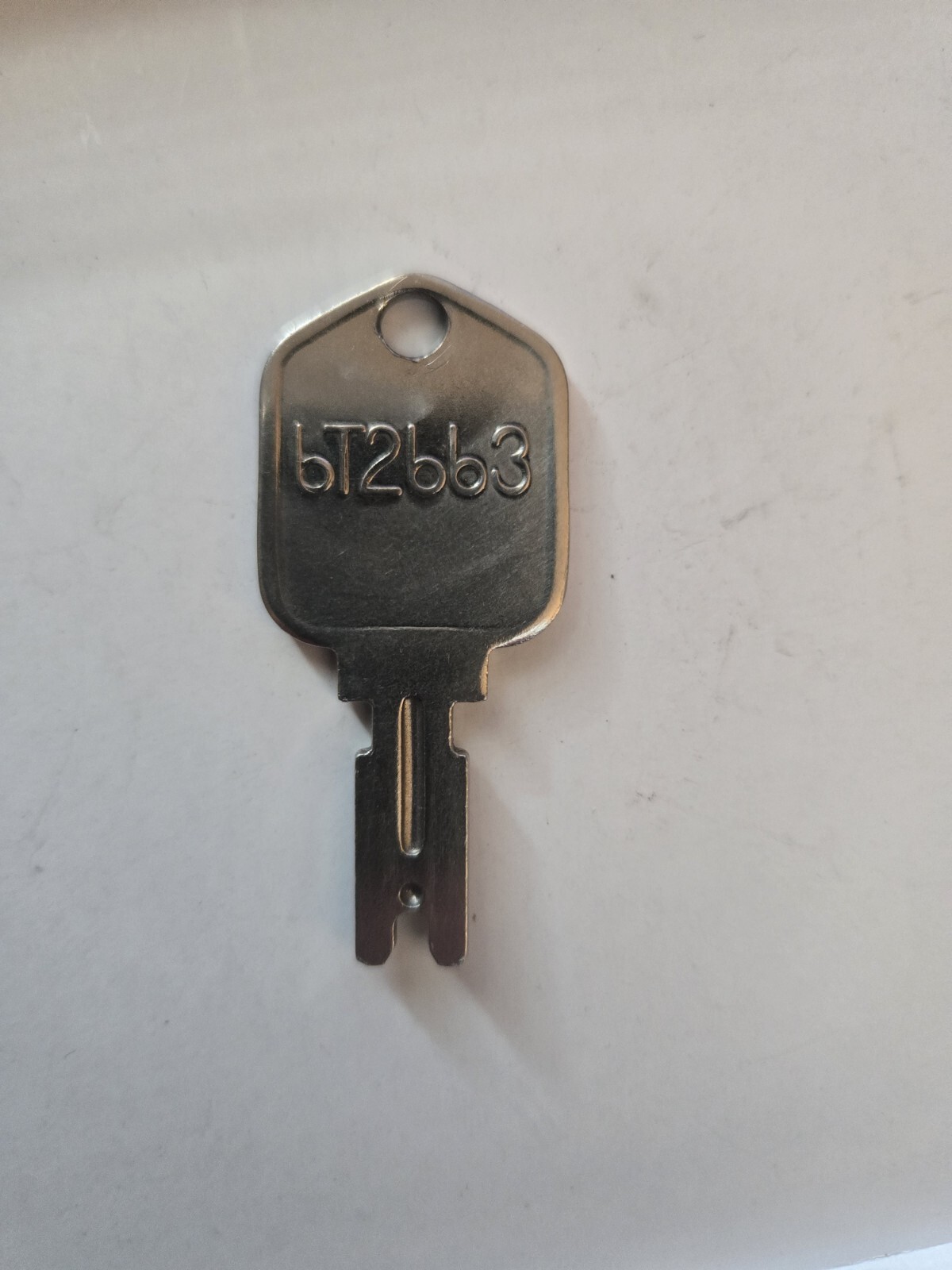 CROWN / CAT / OTHERS ,Universal flat Forklift Ignition keys .Set of 2 keys
