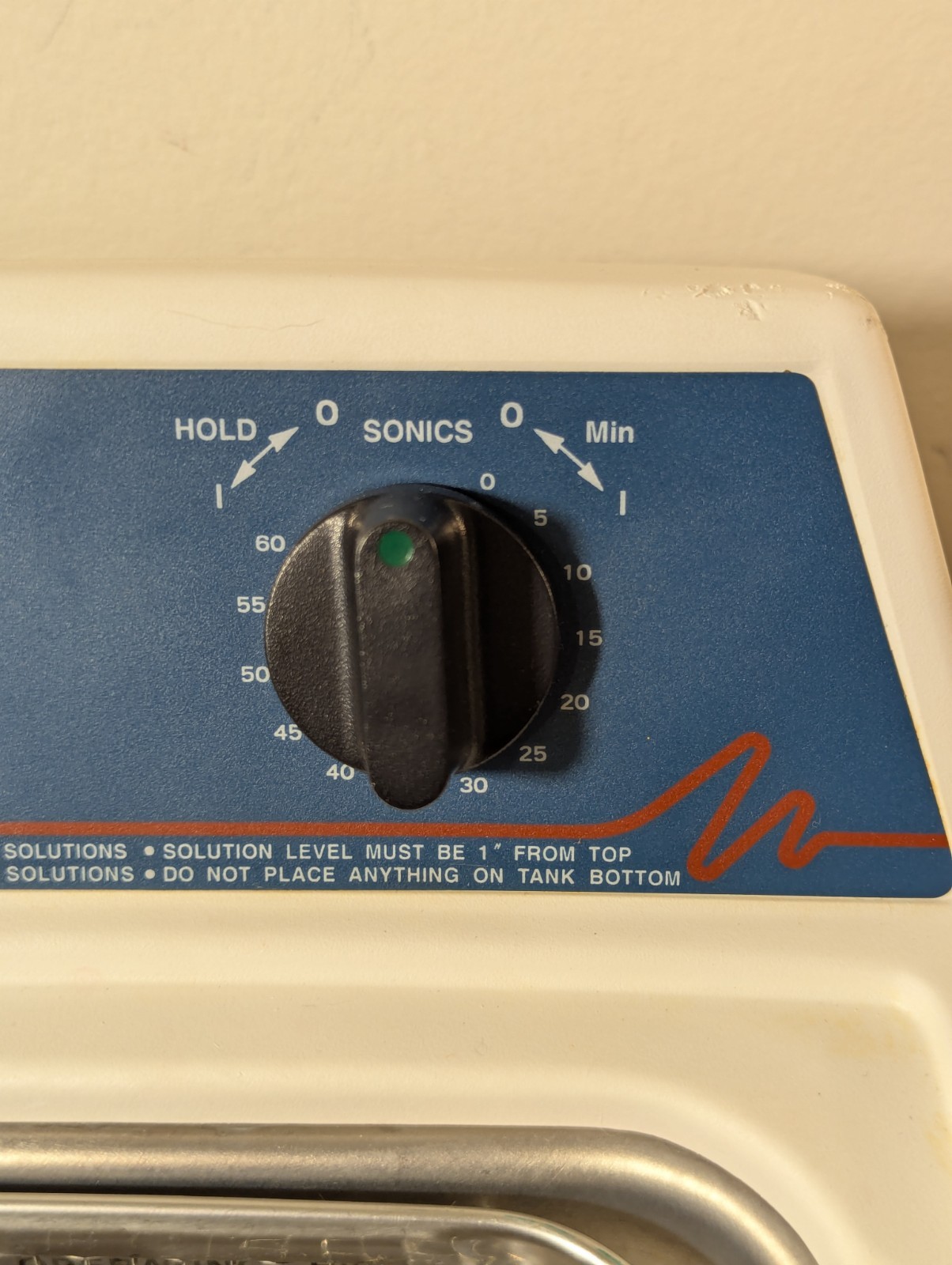 Branson 1510 Ultrasonic Cleaner Benchtop Laboratory Instrument 0.5 Gallon No Lid
