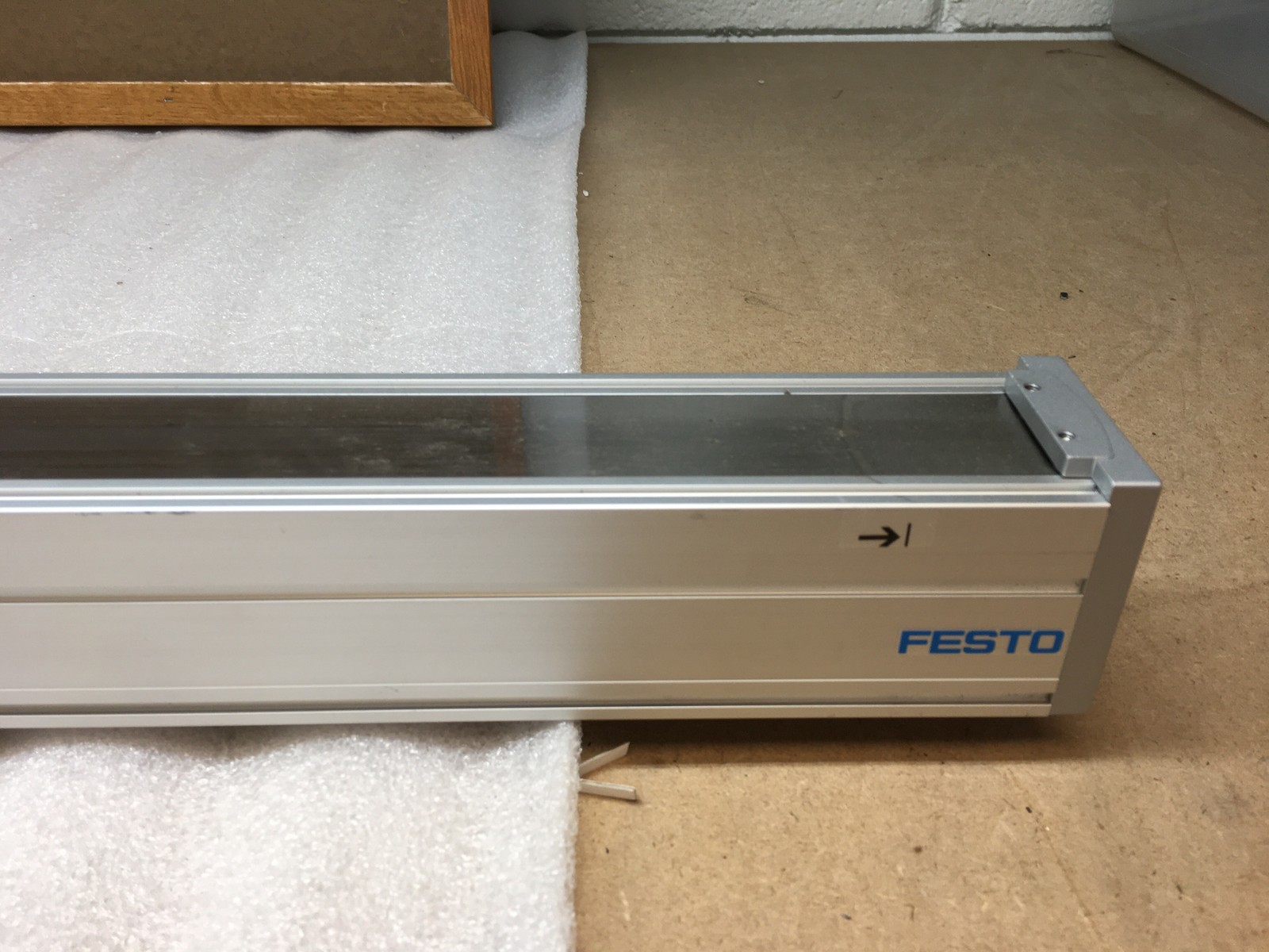 FESTO ELGC-TB-KF-60-1200 / ELGCTBKF601200 & EAMM-A-T42-57A Belt Driven Actuator