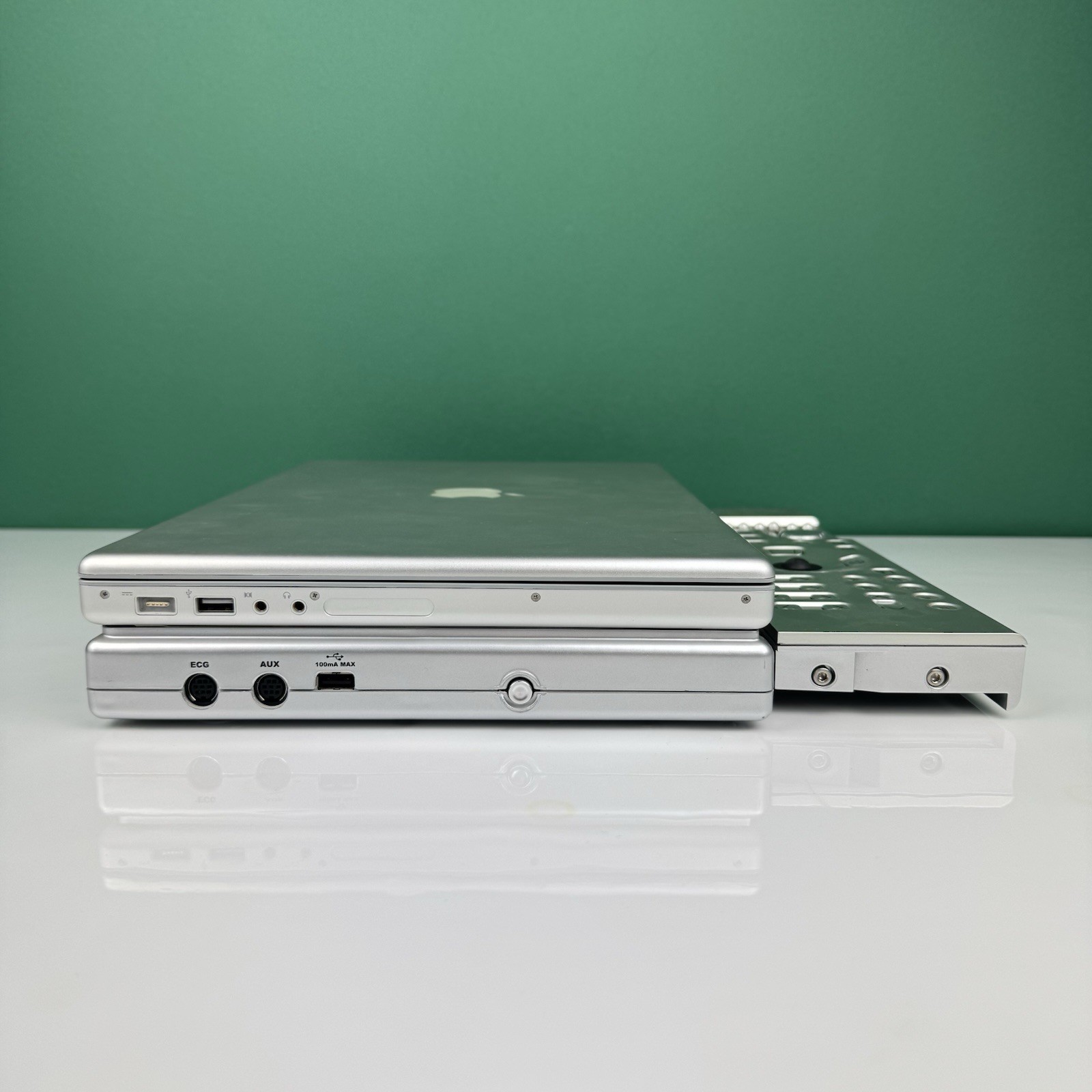 Terason T3000CV Ultrasound Machine / Ultrasound Device / MacBook Pro Base