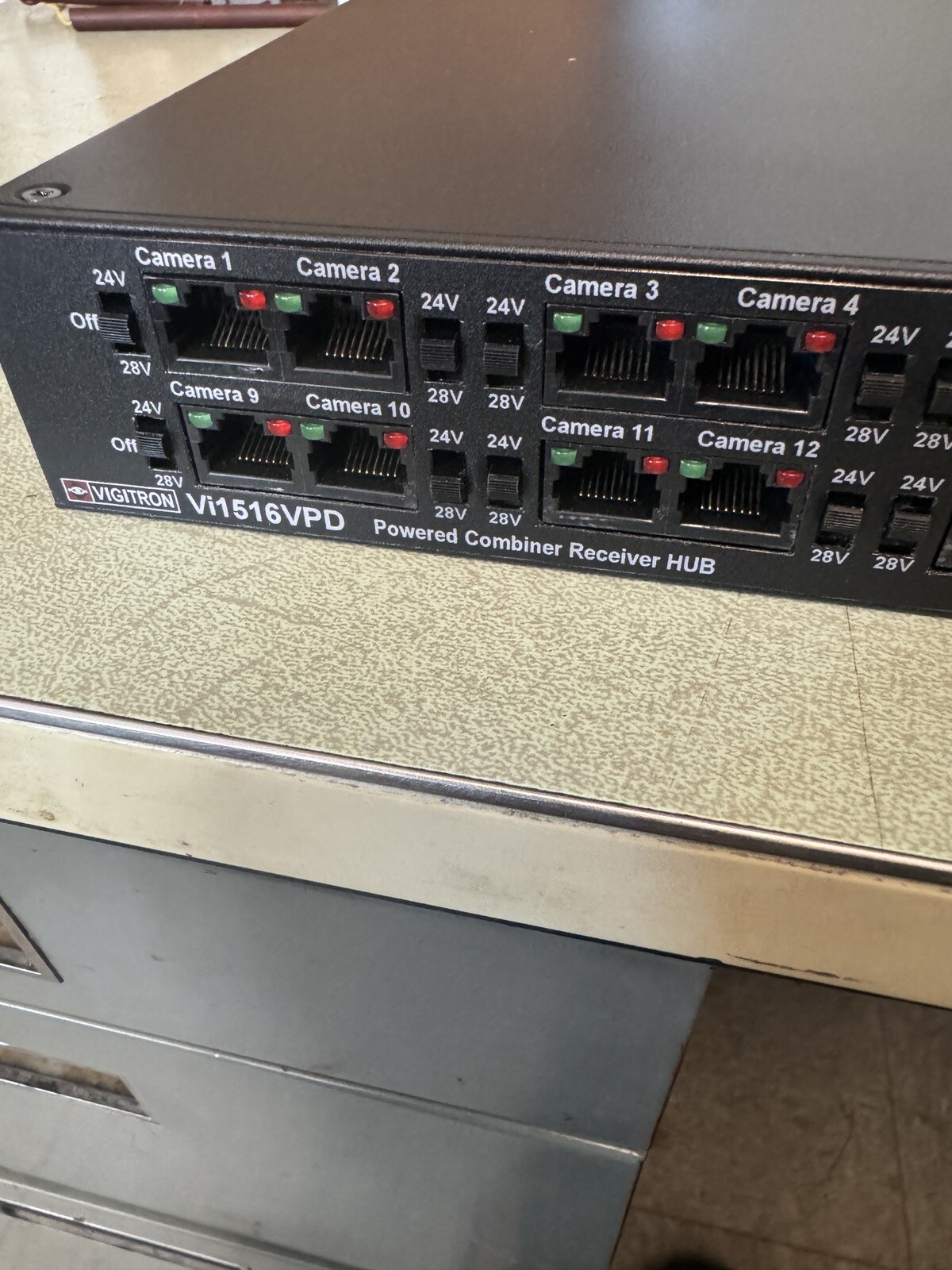 Vigitron Vi1516VPD 16 Channel Powered Combiner Receiver Hub