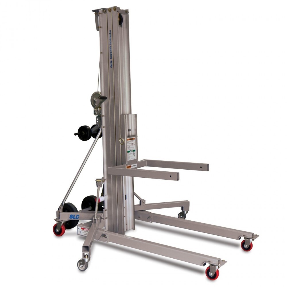 GENIE SLC-18 SUPERLIFT CONTRACTOR LIFT WITH LOAD PLATFORM – 18′ 6″ LIFT HEIGHT