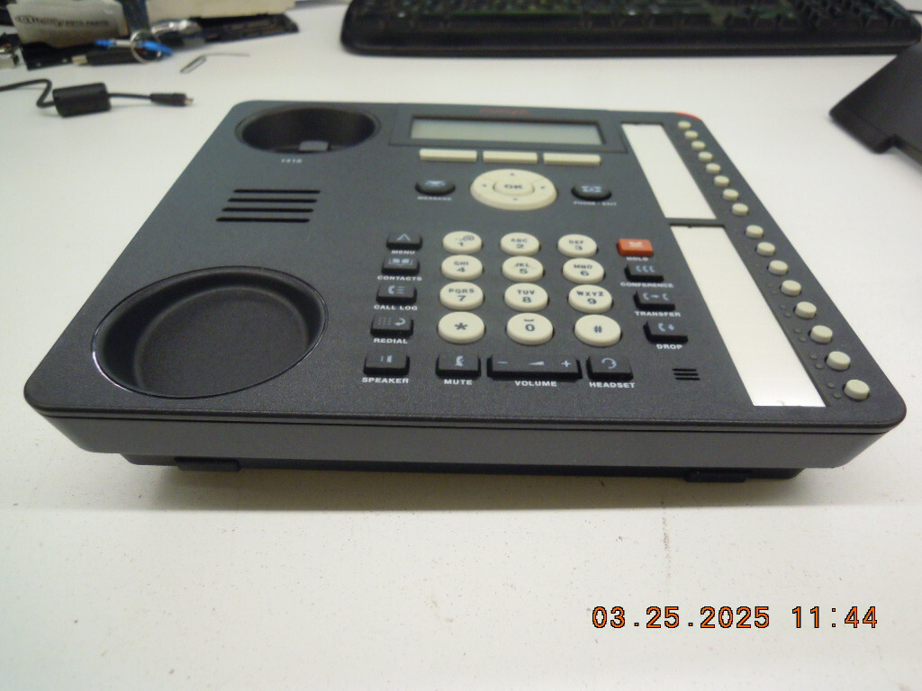 Avaya 1416 Digital Telephone | 1416D02A-003 | Text Version 700469869
