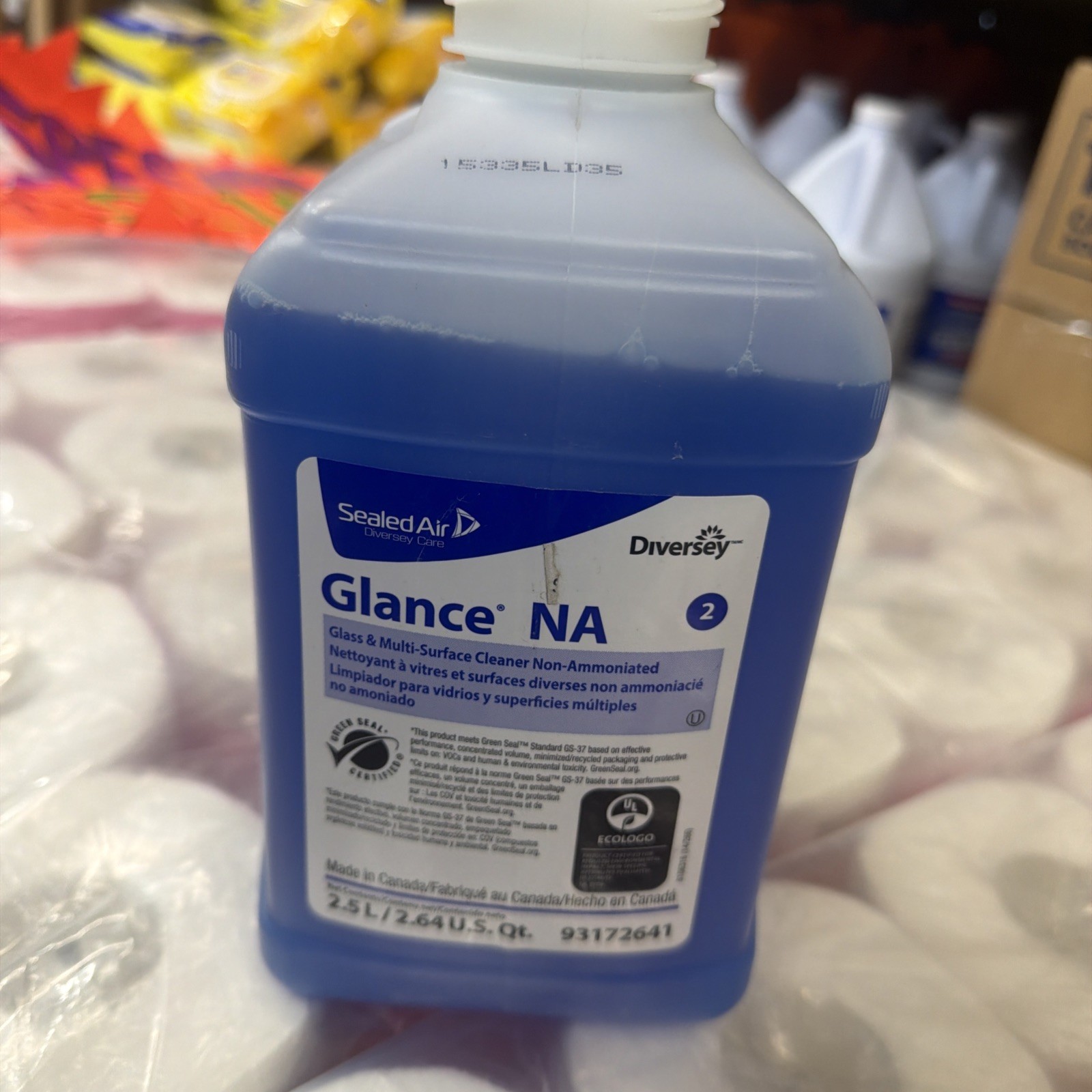 Diversey Lot of 2 Glass & Multi-surface Cleaner, 2.5L, Blue, Unscented,