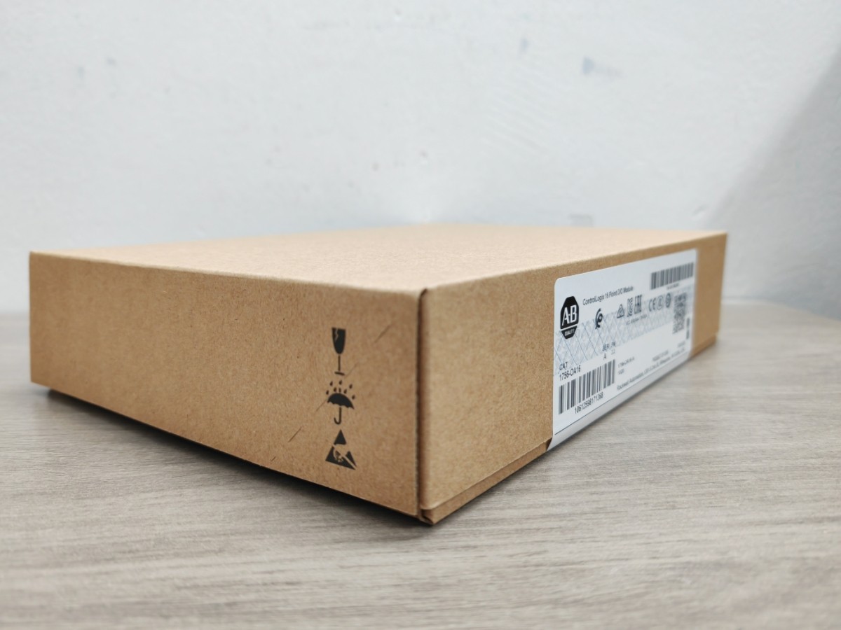 New Factory Sealed AB 1756-OA16 ControlLogix 16 Point D/O Module 1756OA16 AB PLC